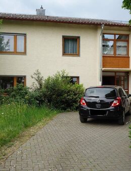 Doppelhaushälfte mit drei Wohneinheiten - Oberndorf (Neckar)