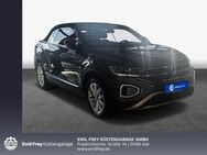 VW T-Roc Cabriolet, 1.0 TSI Move " ", Jahr 2023 - Kiel