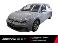 VW Golf, 1.5 VIII eTSI Active, Jahr 2022 - Pirna