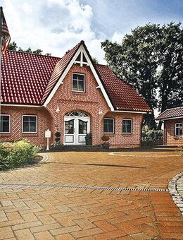 NEU! Schöner Wohnen in Barmstedt! Exklusives Architektenanwesen mit Doppelgarage und wohnlichen Vollkeller - Ihr Traumhaus ist gebaut in 1a Lage! - Barmstedt