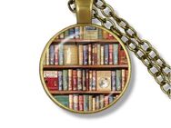 Bücher Bibliothek Motiv Anhänger Schmuck Halskette Buchregal Buch Halsschmuck 8,90 €* - Villingen-Schwenningen