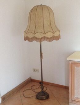 Stehlampe aus den 60er Jahren - Schönefeld
