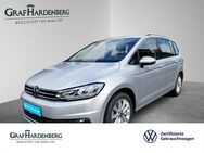 VW Touran, 1.5 TSI Highline, Jahr 2023 - Tuttlingen