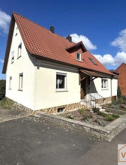 Mehr als nur vier Wände! - Einfamilienhaus mit Nebengebäude, Doppelgarage & Garten in 97618 Wollbach! - Wollbach