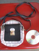 Kleine Umhängetasche in 51375