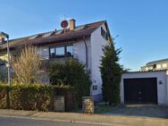 Gut vermietete 3-Zimmerwohnung in einer Doppelhaushälfte mit großem Südgarten - Herrenberg