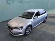 Skoda Superb, Combi iV STYLE LM18, Jahr 2022 - München