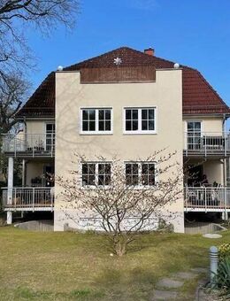 Charmante helle 3-Zimmer-Wohnung auf Villengrundstück in Kleinmachnow - Kleinmachnow