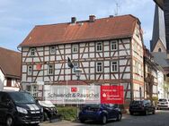 Dreiseitig freistehend mit Vorgarten - MFH in Schotten - Schotten