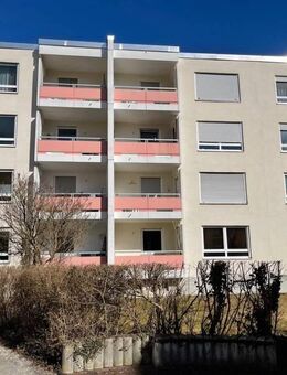 'Schönes Wohnen hier' - gelungen aufgeteilte Dreizimmerwohnung zu verkaufen - München