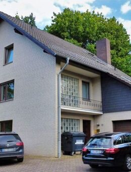 Ehemaliges Wohn- und Geschäftshaus am Feldrand + Baugrundstück - Alfeld (Leine)