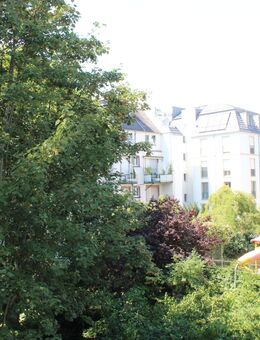 Modern möblierte 4- Zimmerwohnung mit Balkon in bester Lage vom Nordend - Frankfurt (Main)