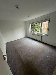 Helle 2-Zimmer-Wohnung mit Terrasse und Mieterkeller - ca. 65 m² - ab sofort verfügbar!