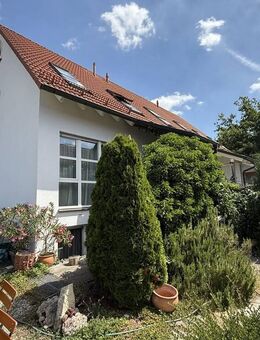 Reiheneckhaus mit Garten und Stellplatz - Pleinfeld