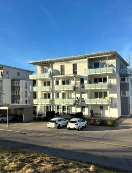 Modern und barrierearm: Neuwertige 2,5-Zimmer EG Wohnung mit Süd-Terrasse, EBK und Carport - Bösingen