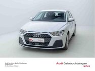 Audi A1, Sportback 25 TFSI S-TRO GANZJAHRES, Jahr 2022 - Berlin