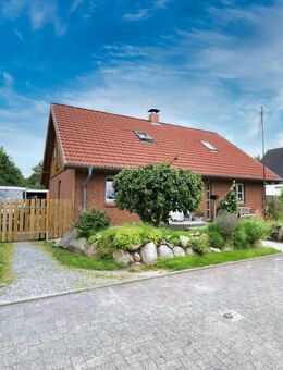 Idyllisches Einfamilienhaus in Damendorf: Natur, Komfort und Lebensqualität vereint - Ihr Traumhaus! - Damendorf