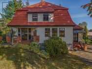 Traumhaftes Einfamilienhaus mit Praxisbereich in Perleberg - Perleberg