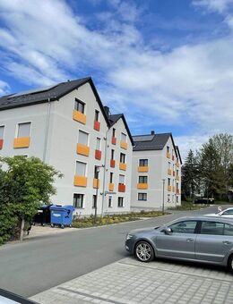 Wohnung mit eigener Dachterrasse - Bürgel