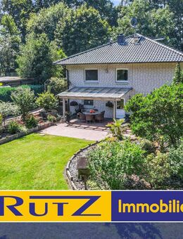 Ganderkesee-Bookholzberg | Repräsentativer Bungalow in Hanglage mit wunderschöner Gartenanlage - Ganderkesee