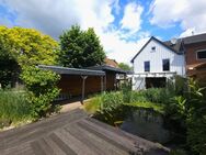 Wohnen mit Stil und Nachhaltigkeit - Familienidylle mit Schwimmteich, PV-Anlage und Charme - Hennef (Sieg)