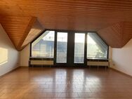 Sirzenich, geräumige 3-Zimmer-Dachgeschosswohnung im 2. OG mit EBK und Balkon - Trierweiler