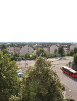 Teilmöblierte 1-Zimmer-Wohnung in Mehrparteienhaus zu verkaufen incl. Stellplatz - Schwetzingen