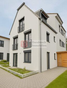 Top!! Modernes Haus über zwei Etagen mit Dachstudio und hochwertiger Ausstattung - Frankfurt (Main)