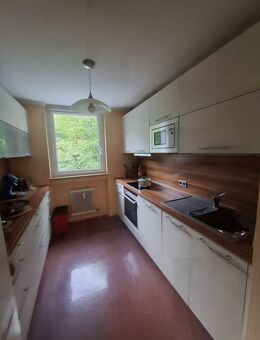Helle 3-Zimmer-Wohnung mit Südbalkon und Tiefgaragenplatz auf Wunsch! - München