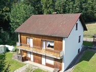 Ein- bis Zweifamilienhaus in Ortsrandlage - Haselbach (Bayern)