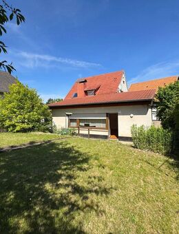 Einfamilienhaus mit Nebengebäude in Weidenhausen - Meißner
