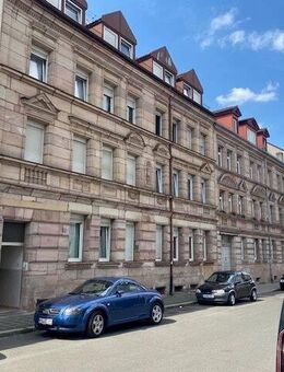 Herrlicher Altbau mit Sandsteinfassade - 3 Zimmerwohnung 75 m2 mit separatem Büro oder Wohnung mit 25m2 - Nürnberg