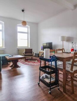 Altbaucharme mit Entwicklungspotenzial: 6-Parteien-MFH in Rahden - Rahden