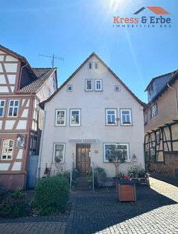 Historisches Fachwerkhaus mit Modernem Komfort und Vielseitiger Scheune inmitten von Steinau - Steinau (Straße, Brüder-Grimm-Stadt)