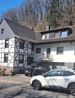 **Handwerkerhaus plus vermieteter Anbau** - Heimbach (Nordrhein-Westfalen)