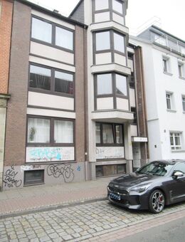 Neustadt renovierungsbedürftige 3 Zimmerwohnung mit Loggia und Garagenstellplatz - Bremen