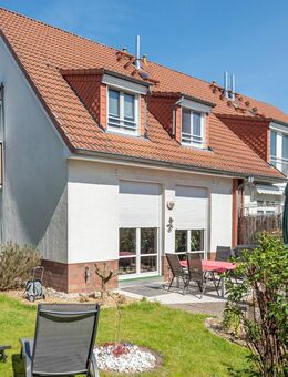 Wunderschön gelegenes, geräumiges Reihenendhaus mit 179m² Wohn-/Nutzfläche. Vermietete Kapitalanlage - Dallgow-Döberitz