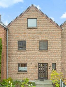 Reihenmittelhaus ca. 167 m² mit Garten und Garage in Essen-Bochold - Essen