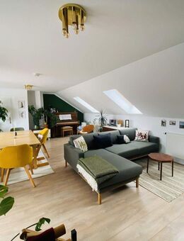 Helle Maisonette mit Dach-Terrasse - Nürnberg