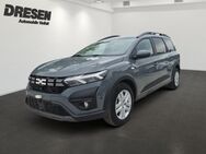 Dacia Jogger, Expression TCe 110, Jahr 2024 - Neuss