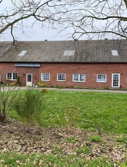 Resthof mit drei Wohneinheiten und Meer-Nähe - Friedrichskoog
