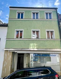 Charmantes Stadthaus mit Geschichte und Blick über Landau - Landau (Isar)