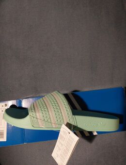 Original ADIDAS Adilette, Gr. 44,5 - Frankfurt (Main) Nordend-Ost