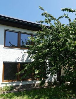 Einfamilienhaus auf zwei Ebenen zur Miete in Windsbach! - Windsbach