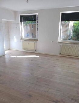 Schöne 2 Zimmer Wohnung in Oberhausen Sterkrade zu vermieten - Oberhausen