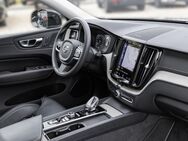 Volvo XC60, T8 AWD Inscription Recharge Plug-In Hybrid, Jahr 2021 - München