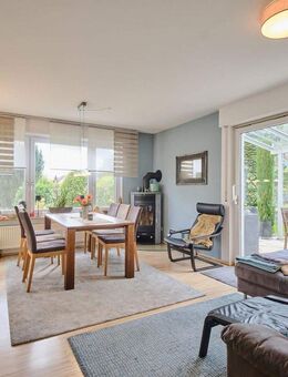 3-Zimmer Erdgeschosswohnung mit traumhaftem Garten! - Esslingen (Neckar)