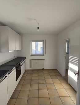 Tolle Erdgeschosswohnung mit Balkon, beste Lage -->Dittigheimerweg - Tauberbischofsheim