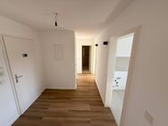 Helle 2-Zimmerwohnung frisch renoviert & schlüsselfertig - Haar