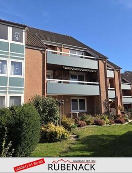 Schöne Erdgeschosswohnung mit Terrasse, modern saniert, in guter Stadtlage - Nienburg (Weser)
